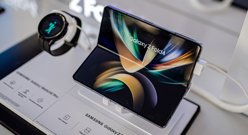 Népszerű-e az okostelefon-hajtogatás? Van, aki dacol vele