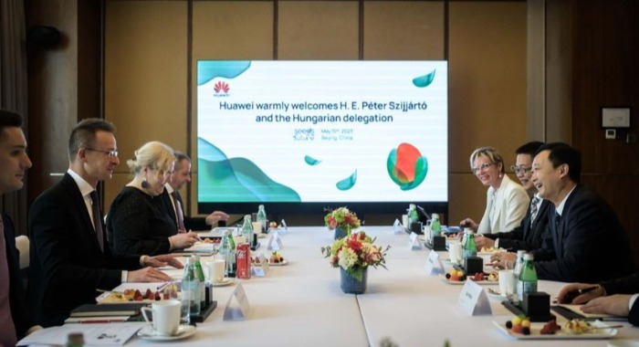 Szijjártó Péter: Magyarország élen jár a digitalizáció területén és ebben a Huaweinek meghatározó szerepe van