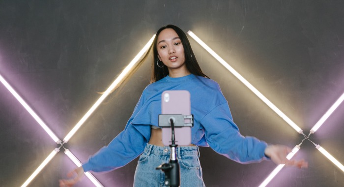 Megbírságolták Nagy-Britanniában a TikTokot gyerekek adatainak törvénysértő kezeléséért