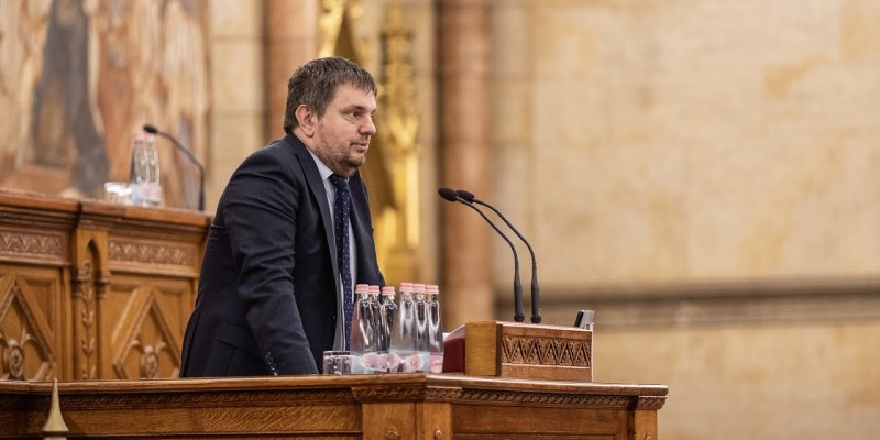 Fábián Gergely – Kormányzati fókuszban a Mesterséges Intelligencia